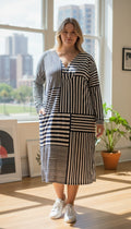 Navy and white ladies dress with pockets 2XL