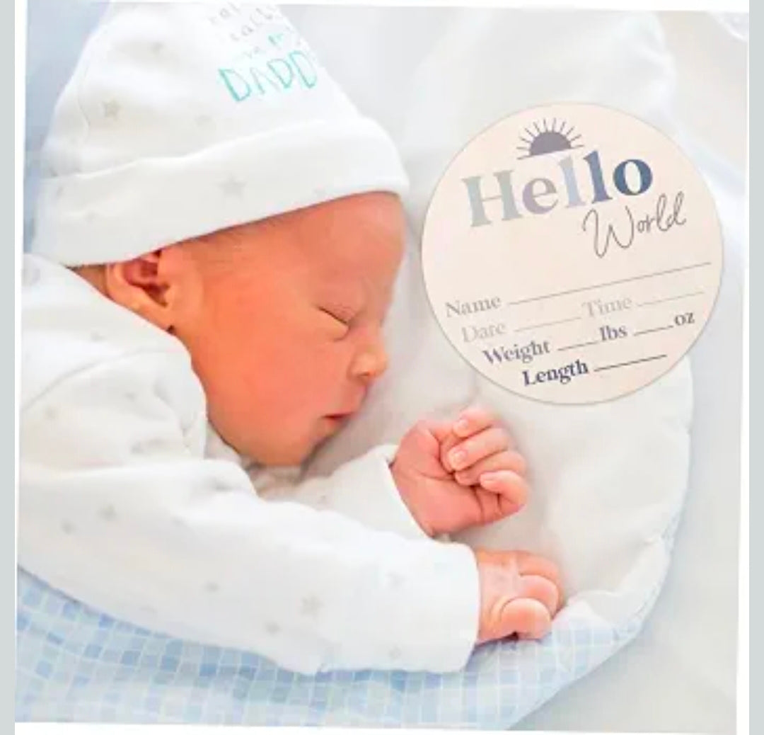 Hello World Newborn Sign - Baby Name Birth Announcement Plaque for Hospital - Photo Prop